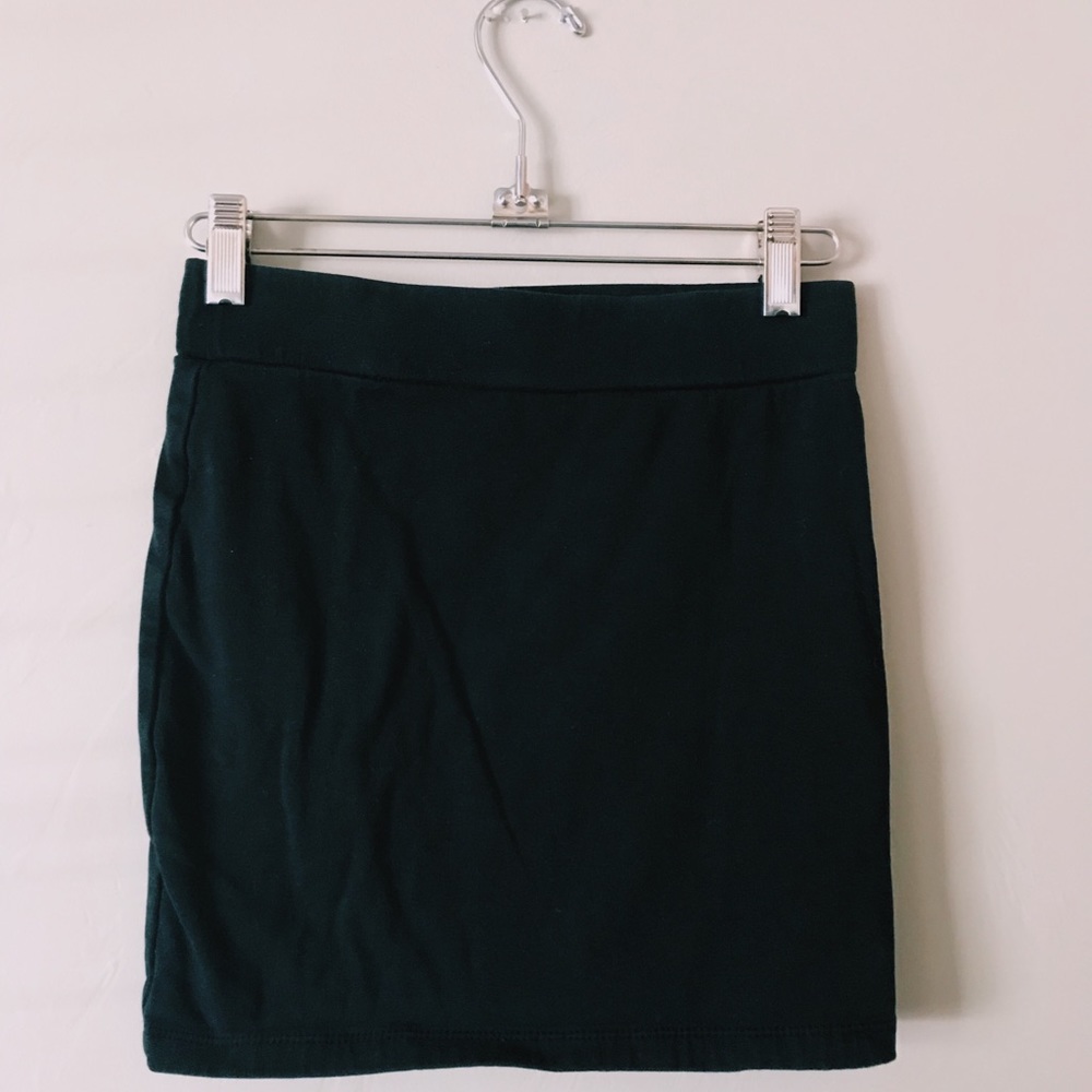 black mini skirt
